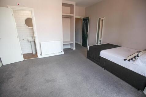 106a Aigburth