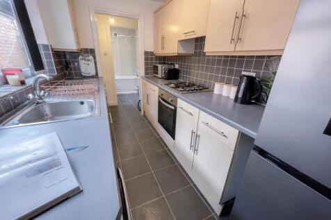 E354EE37-D3ED-4905-9