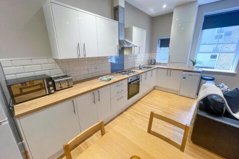 2, 43a Hardman Stree