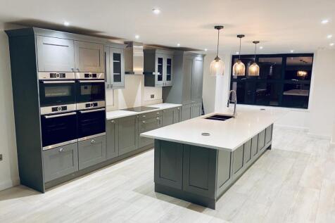 example kitchen 1.jpg