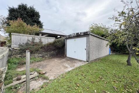 GARAGES &amp; PARKING