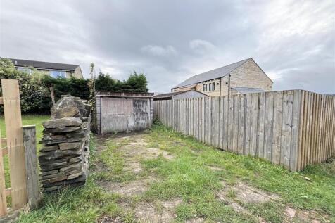 GARAGES &amp; PARKING