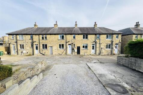 REAR GARDEN &amp; PARKING