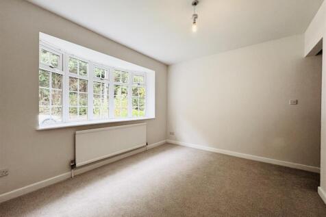 DOWNSTAIRS BEDROOM / RECEPTION ROOM