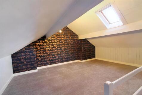 ATTIC ROOM
