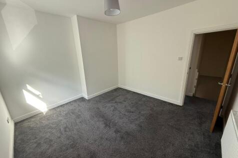 Bedroom (h)