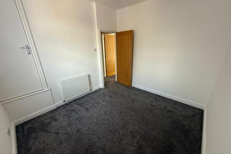 Bedroom (i)