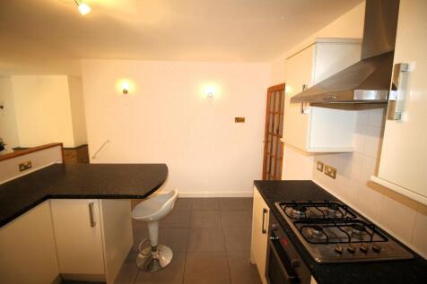 Kitchen (d) 