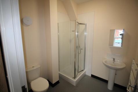 On-suite (b)