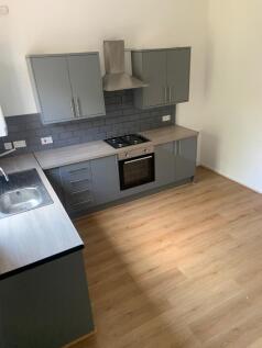 Kitchen (b) 