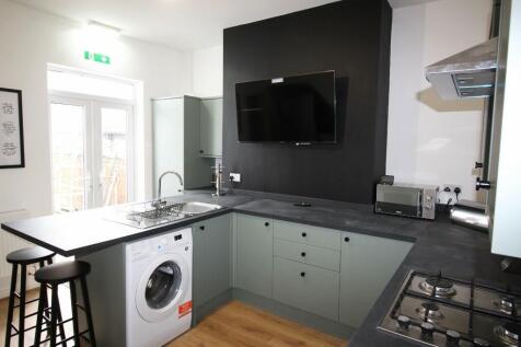 Kitchen b