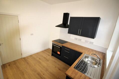 Kitchen (b) 
