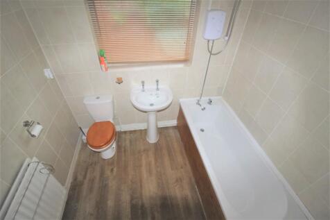 Bathroom (c)