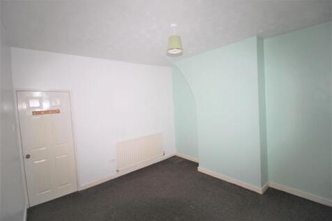 Bedroom (b) 