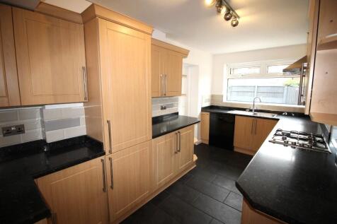 Kitchen (c) 
