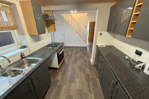 Kitchen (c)