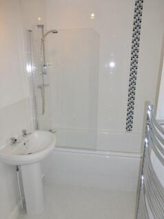 Bathroom (h)