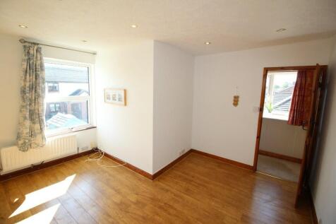 Master bedroom (a)