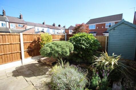 Rear garden (b)