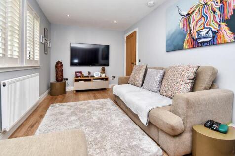 Bedroom 4 or Family Room Angle 2