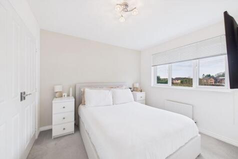 Bedroom 1 Angle 1