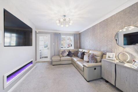 Lounge Angle 2