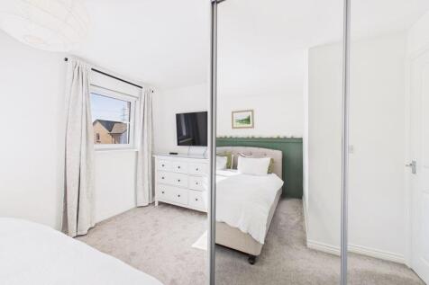 Bedroom 1 Angle 2