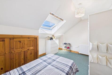 Bedroom 3 Angle 3