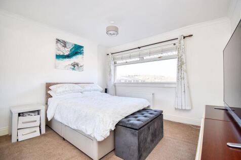 Bedroom 1 Angle 1