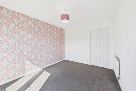 Bedroom 3 Angle 2