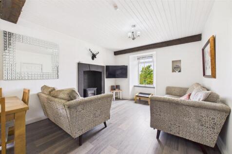 Lounge Angle 1