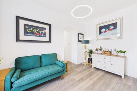 Family Room Angle 3