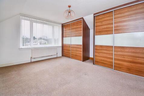 Bedroom 1 - angle 1
