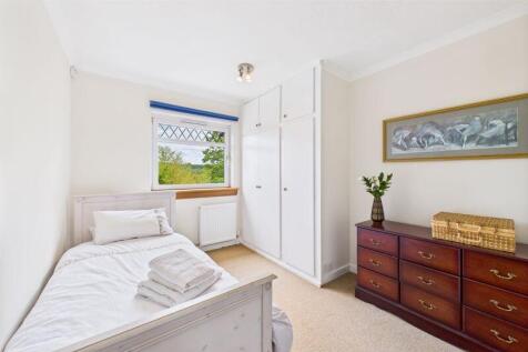 Bedroom 4 Angle 2