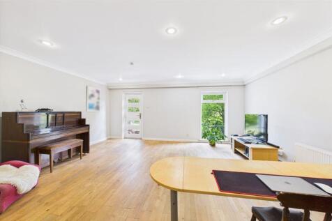 Family Room Angle 2
