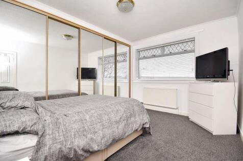 Bedroom 1 Angle 1