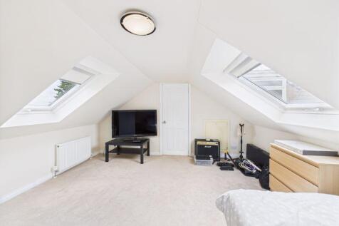 Bedroom 5 Angle 2
