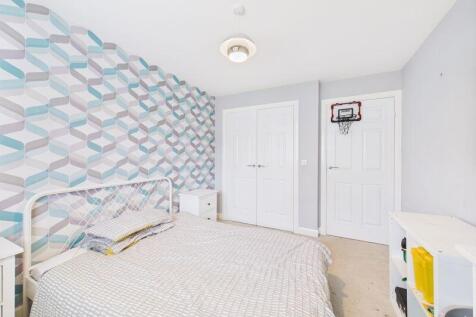 Bedroom 3 Angle 2