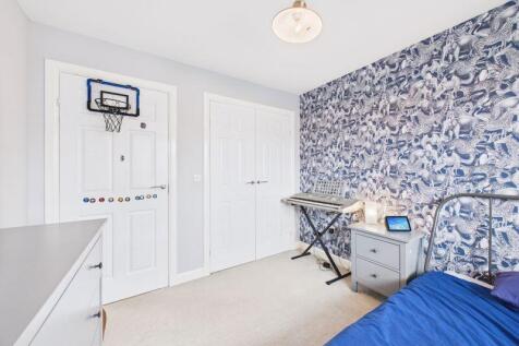 Bedroom 4 Angle 2