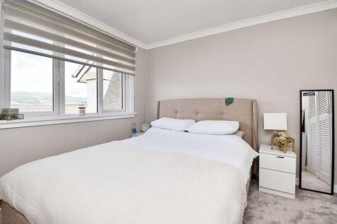 Bedroom 1 Angle 1