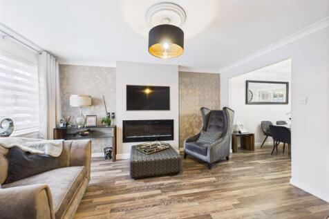 Family Room Angle 2