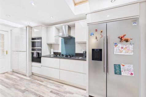 Kitchen / Dining Area Angle 6