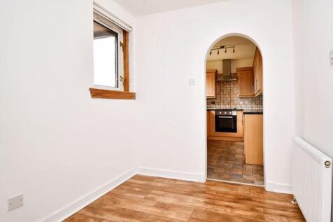 Dining Area Angle 1