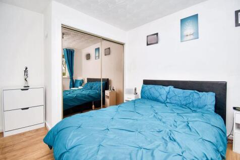 Bedroom 1 Angle 2