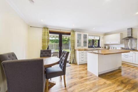 Kitchen/Dining Area Angle 2