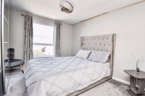 Bedroom 1 Angle 1