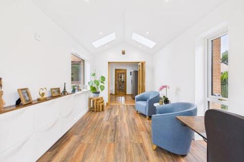 Family/Dining Room Angle 2
