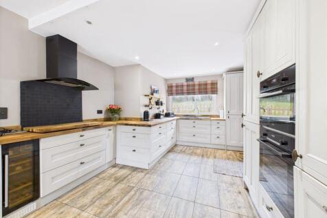 Kitchen/Dining Angle 3