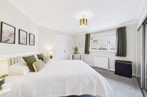 Bedroom 1 Angle 1