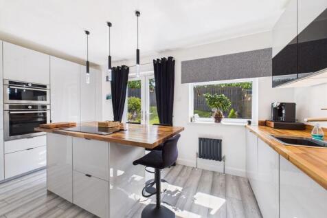 Kitchen Angle 1